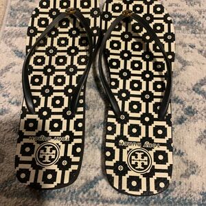 Tory Burch Black & White Geometric Flip Flops